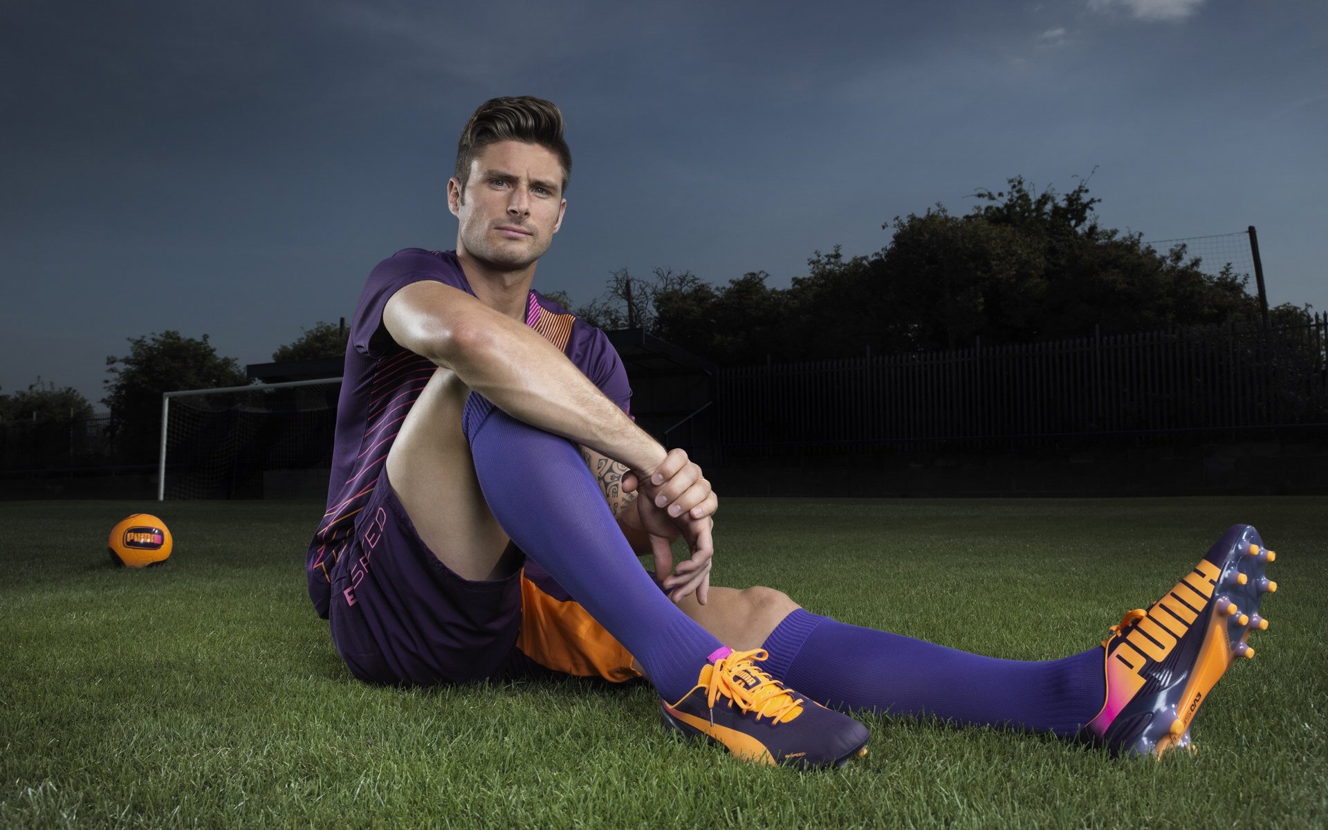 开云体育客户端-巴黎圣日耳曼在法甲的统治力是否动摇，巴黎圣日耳曼多强